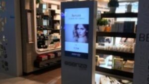 Pantalla LED publicitaria en tienda