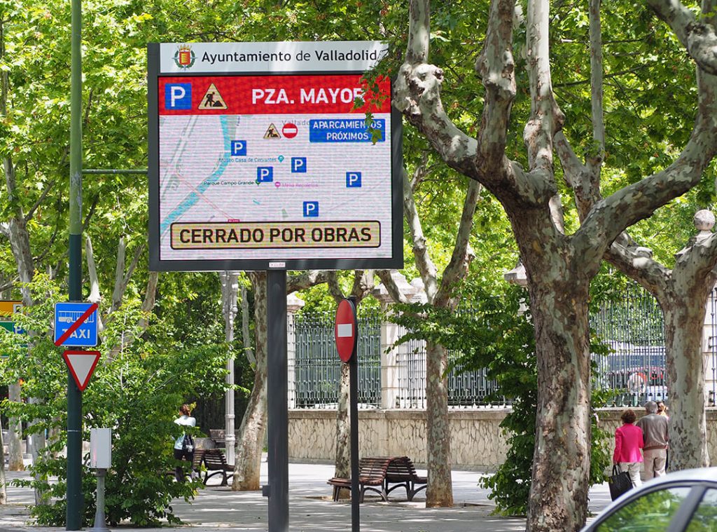 Pantalla publicitaria LED en exterior