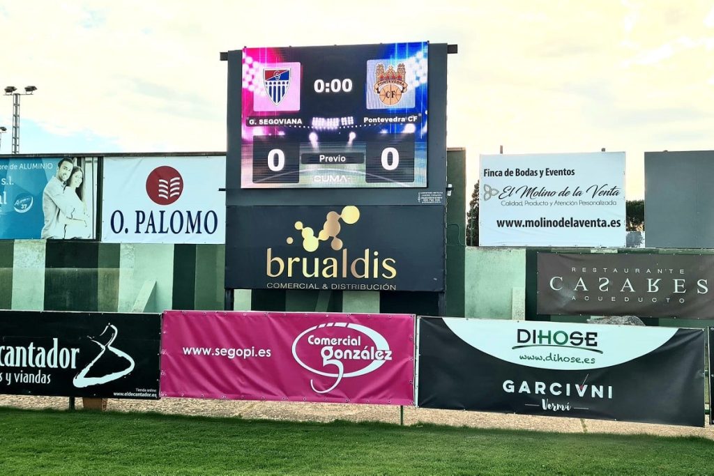Instalación de videomarcador de futbol