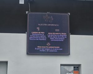 Instalación de pantalla en Cetárea de Sada